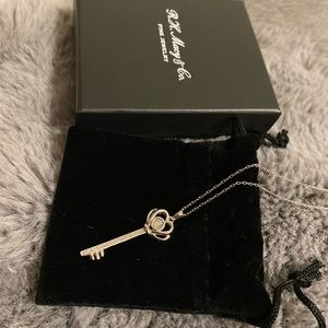 💍MACY 'S - Silver Necklace